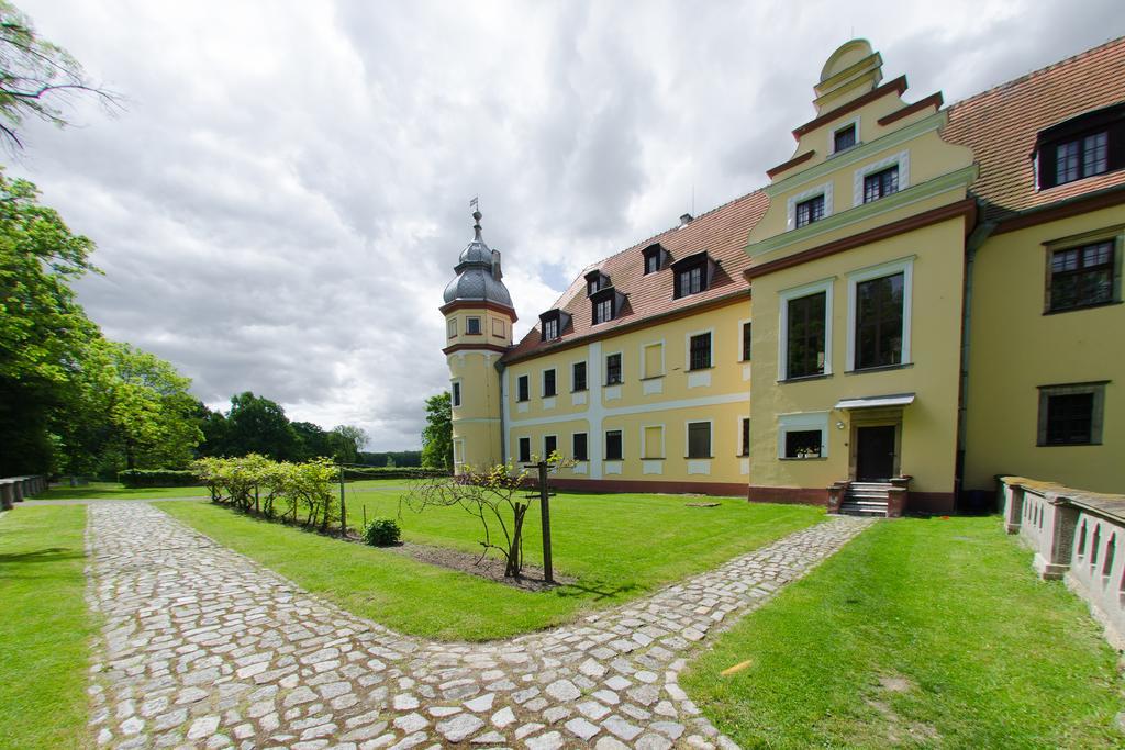 Palac Krobielowice Конти-Вроцлавські Екстер'єр фото